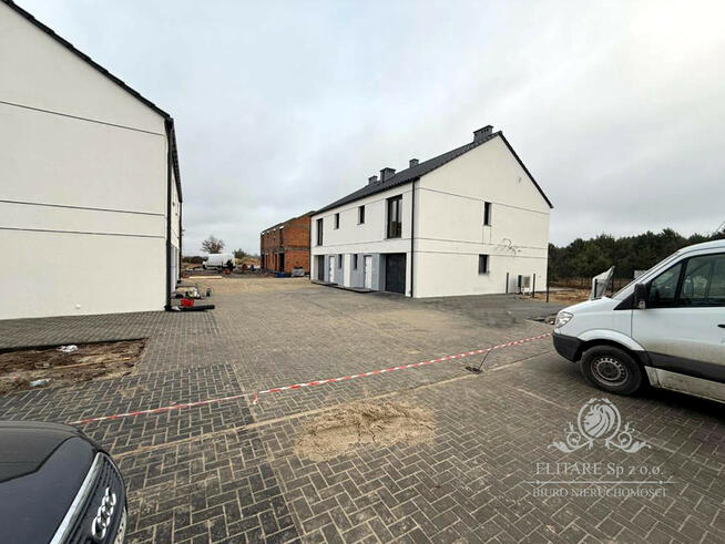 Dom o pow. 109,85m2 + garaż16,24m2, pompa ciepła/ Miłoszyce, Jelcz Laskowic