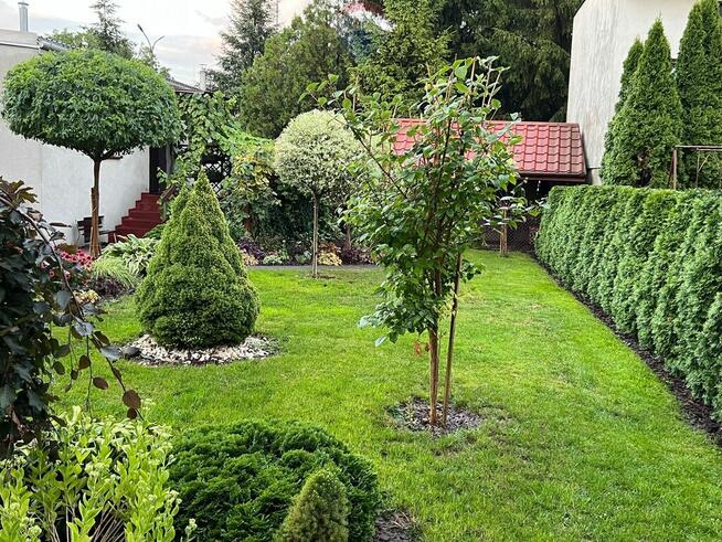 Połowa bliźniaka z ogrodem w centrum Piastowa