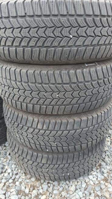 Oddam za darmo 2 zestawy opon używanych 215/65 R16