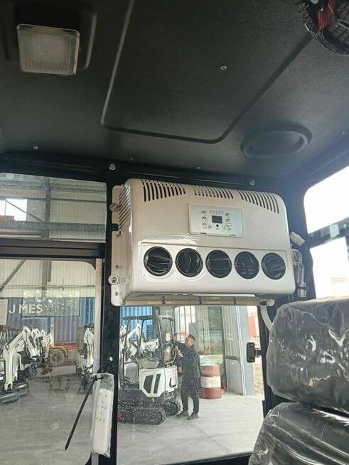 KOPARKA GĄSIENNICOWA