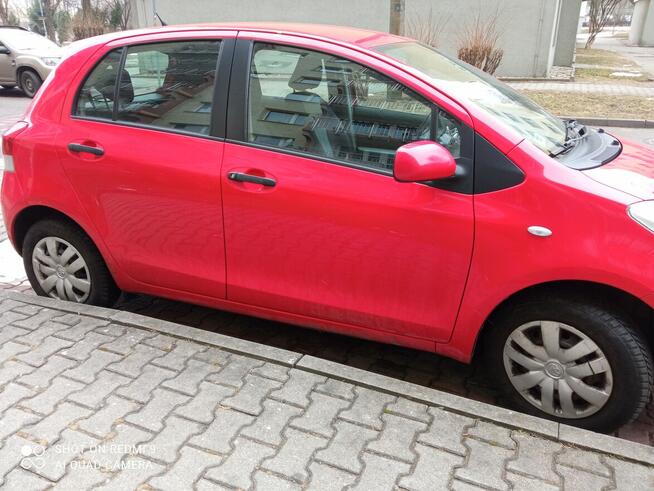 Toyota Yaris II Polski Salon Bezawaryjna ,mały przebieg