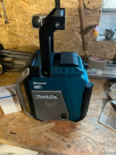 Radio budowlane Makita DMR115