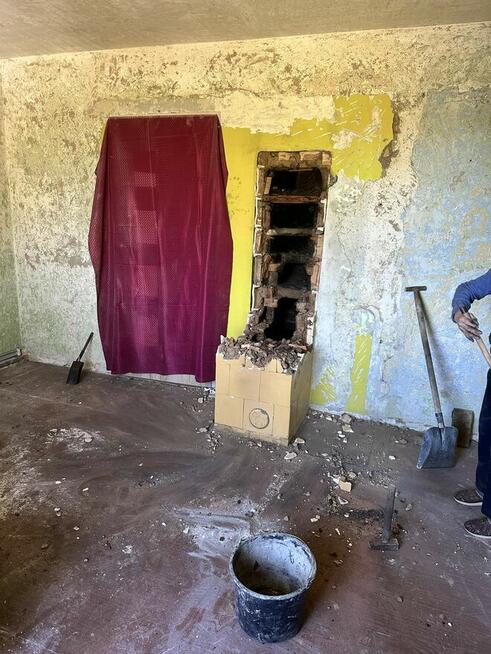 Malowanie wnętrz ,szpachlowanie, tapety,montaż sztukaterii.