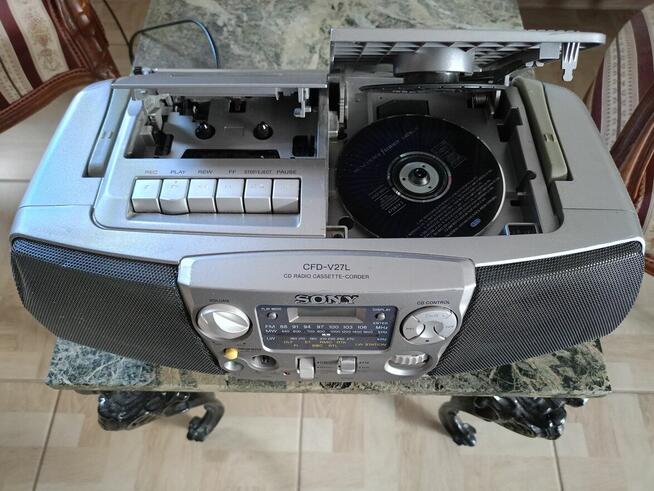 Boombox SONY CVD-V27L Radiomagnetofon