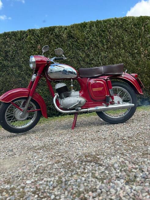 Najpiękniejsza Jawa z 1960r po pełnej renowacji