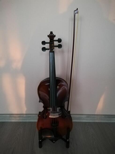 Sprzedam nowiutkie skrzypce 4/4.