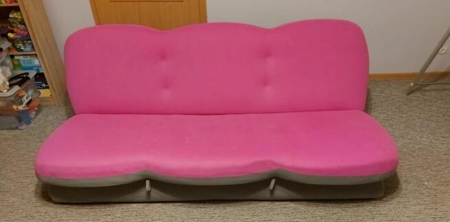 Wersalka młodzieżowa z dwiema poduszkami