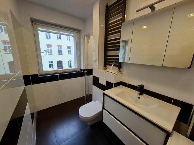 Dwupokojowe przestronne mieszkanie w dobrej lokalizacji