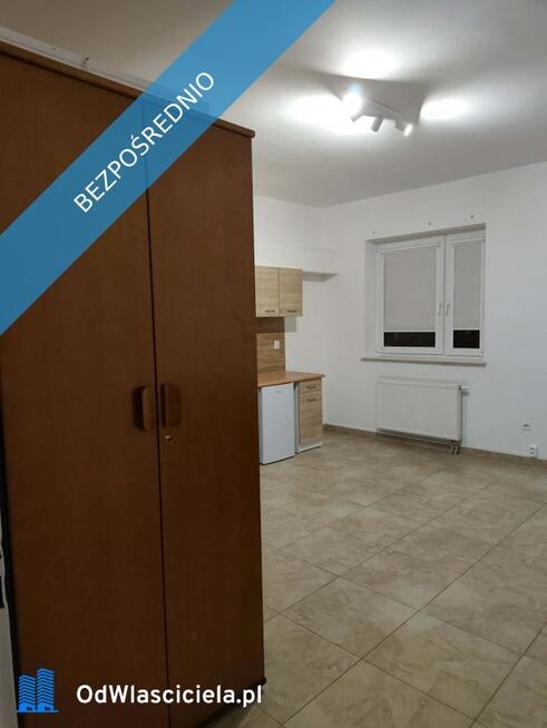 1-pokojowy lokal 21m2 z łazienką, aneksem kuchennym + miejsce parkingowe