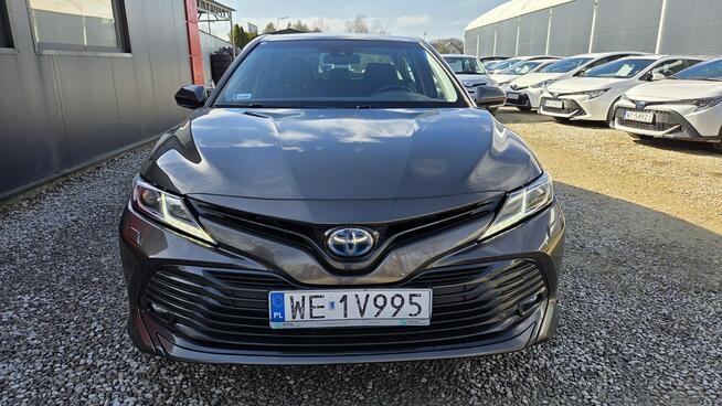 Toyota Camry 2.5 Hybrid FV 23% Salon PL Prestige Hand Free Navi Super Stan