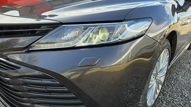 Toyota Camry 2.5 Hybrid FV 23% Salon PL Prestige Hand Free Navi Super Stan