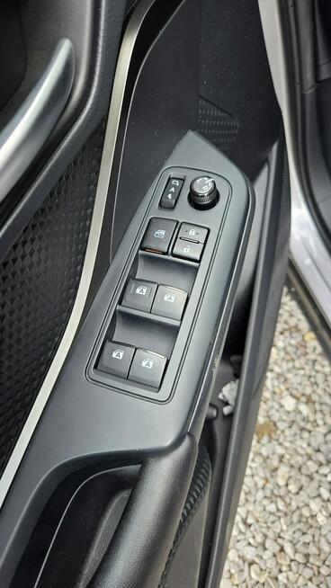 Toyota C-HR 1.8 HSD 66 tyś km Kamera Asys. Parkowania