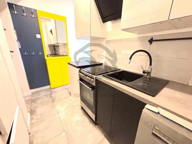 Fitness w cenie!! Kawalerka przy PKP.