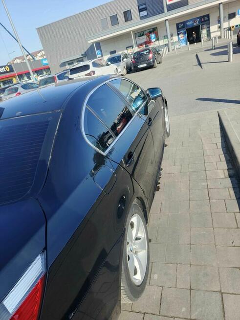 BMW Seria 5 BMW E60 523i 177KM