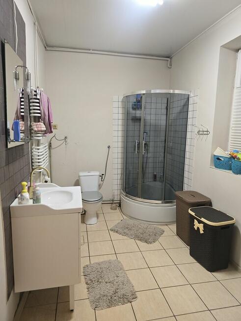 Błędów, dom do zamieszkania, duża działka