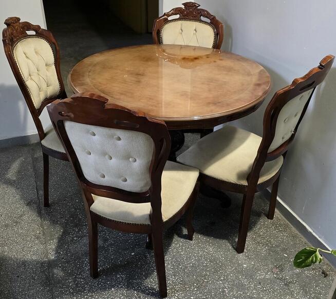 Sprzedam Stół okrągły, 4 Krzesła styl neobarokowym („Ludwik”