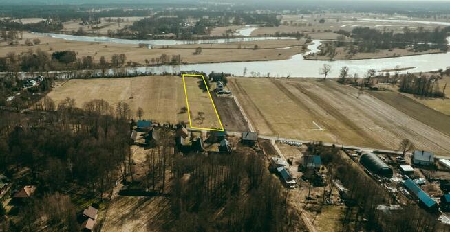 Działka z linią brzegową nad Bugiem w Bojanach, gmina Brok