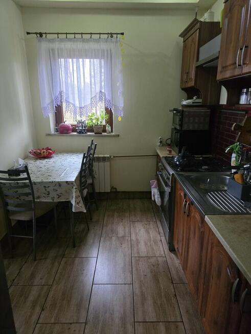 Błędów, dom do zamieszkania, duża działka