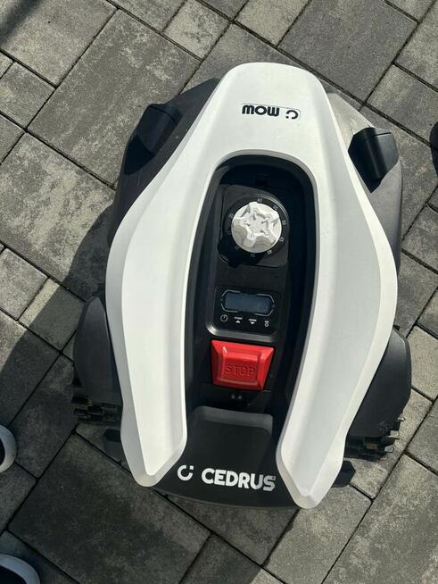Robot koszący Cedrus L16+