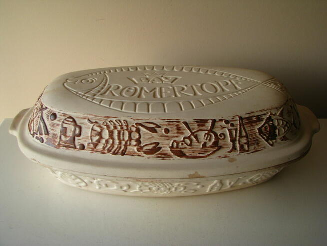 Brytfanka - garnek rzymski do pieczenia nie szkliwiony owaln