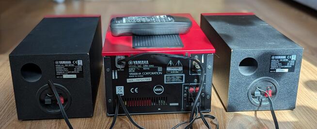 Wieża Yamaha MCR-040 (CRX-040) Czerwona | CD, USB, iPod
