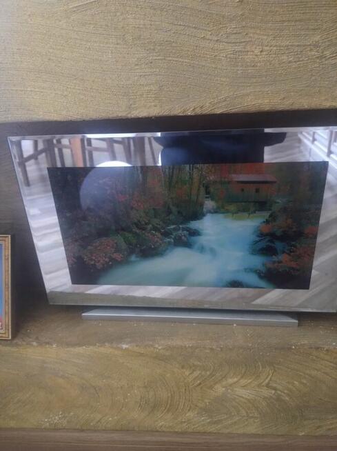 obraz elektryczny z muzyką