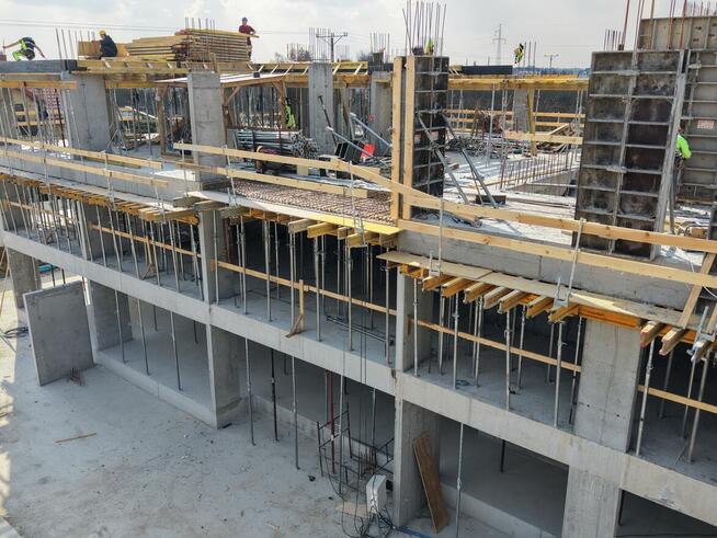 Wynajem i sprzedaż szalunków ściennych stropowych rusztowań