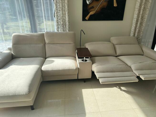 Narożnik Bydgoskie Meble model MIA, elekt. fotele jak nowy