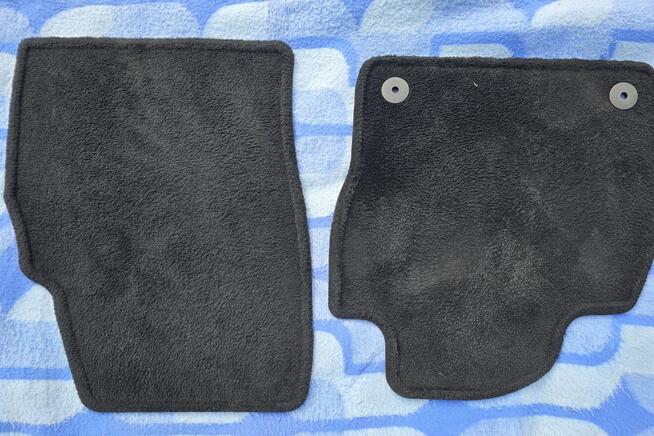 Dywaniki welurowe oryginalne Seat. Komplet.