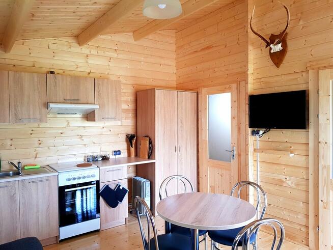 Działka z 3 domkami letniskowymi Siemiany nad JEZIORAKIEM