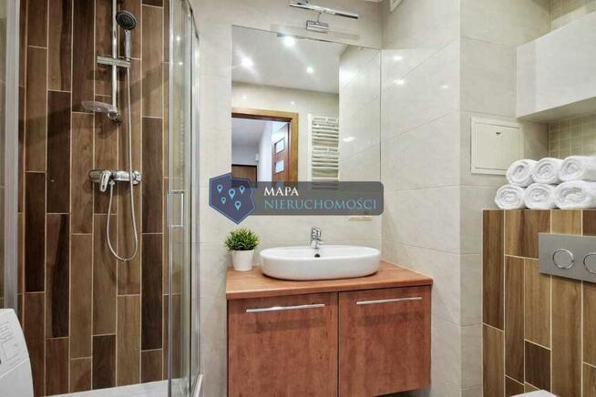 Wynajem, dwa pokoje, pierwsze piętro, Michelin