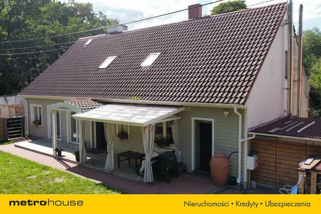 Piękny dom na wsi po remoncie z ogrodem i tarasem!