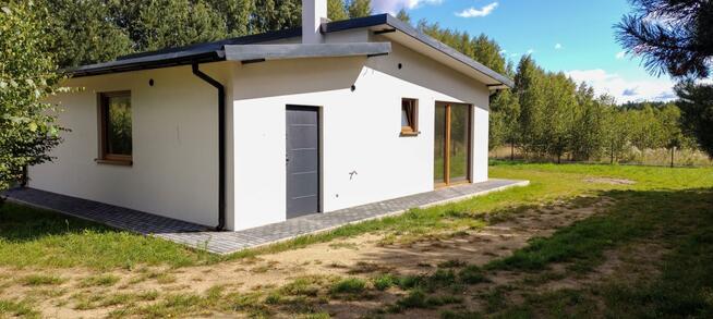 Nowy Dom parterowy Jeziorsko, Glinno Kolonia, las