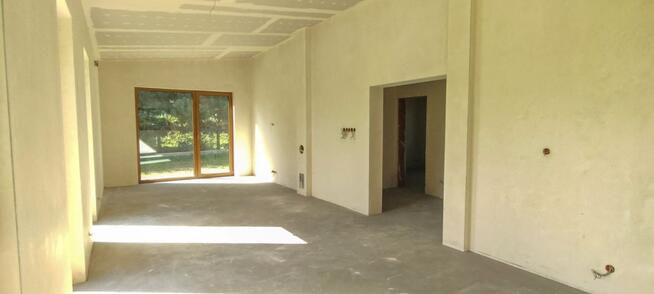 Nowy Dom parterowy Jeziorsko, Glinno Kolonia, las