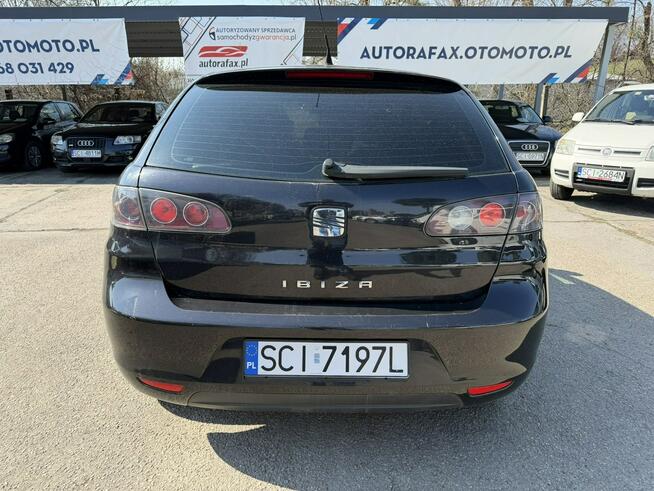 Seat Ibiza Dwa komplety kół, Radio, Wspomaganie kierownicy, ABS