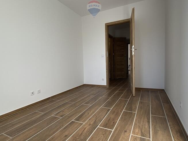 Do wynajęcia jasne słoneczne mieszkanie z balkonem