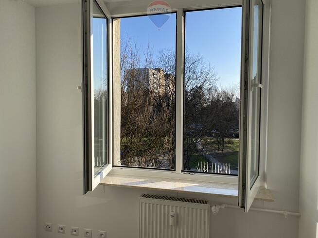 Do wynajęcia jasne słoneczne mieszkanie z balkonem