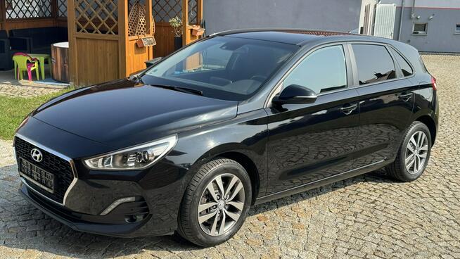 Hyundai i30 1.4 Benz 100KM z Niemiec,5 Drzwi, Alu, Grz.fotele i kier. NAVI, KAMERA
