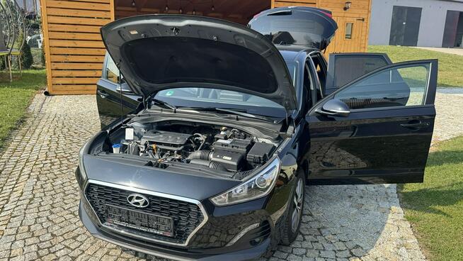 Hyundai i30 1.4 Benz 100KM z Niemiec,5 Drzwi, Alu, Grz.fotele i kier. NAVI, KAMERA