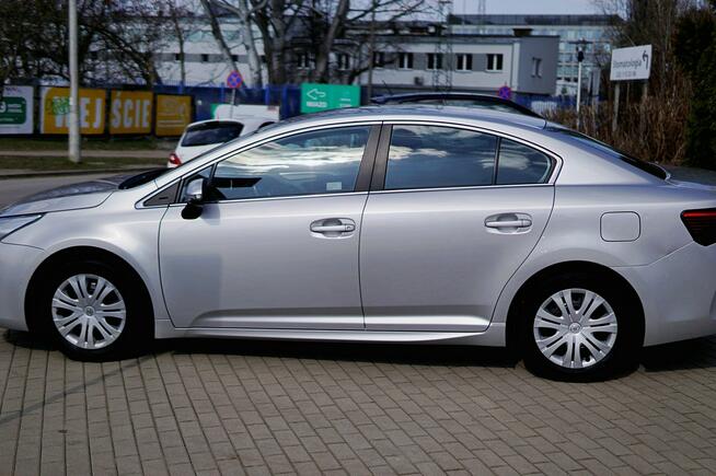 Toyota Avensis salon Polska, serwis ASO, ładne wnętrze, EURO 6