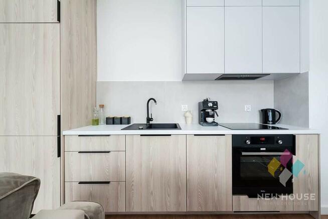 48 m2 z widokiem na J. Mikołajskie, taras 18 m2.