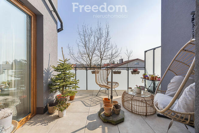 Dwupoziomowe 85 m² + antresola i 2 balkony