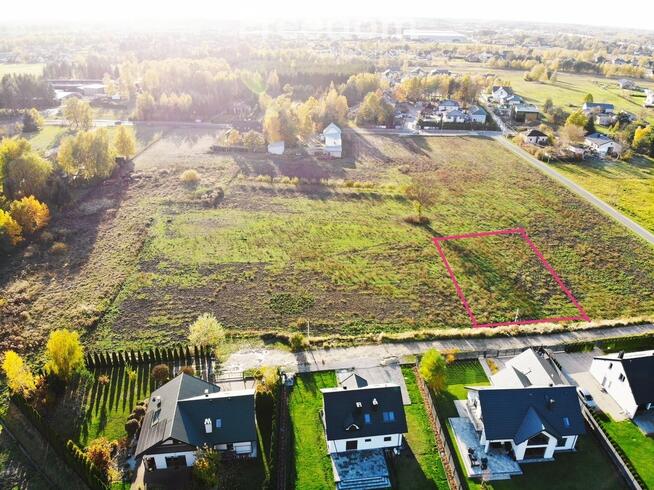 Działka budowlana 1050m2 Rusiec. Super lokalizacja