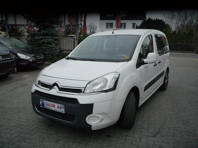 Citroen Berlingo 1.6mpi Multispace Stan b.dobry bezwypadkowy z Niemiec Gwarancja 12mcy