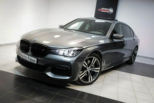 BMW 740 LONG*Pneumatyka*M-Pakiet*Panorama*Harman/Kardon*Vat23%