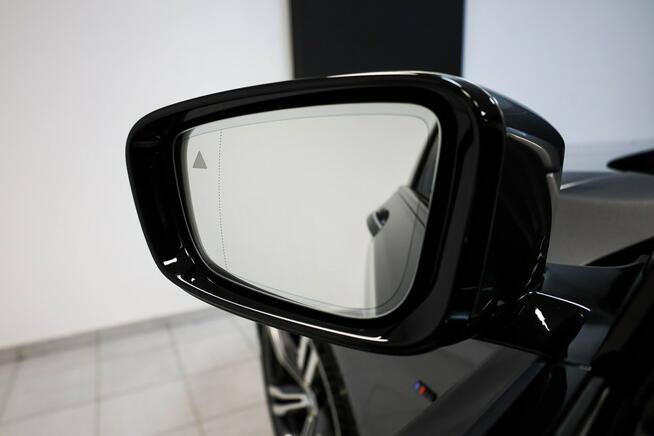 BMW 740 LONG*Pneumatyka*M-Pakiet*Panorama*Harman/Kardon*Vat23%