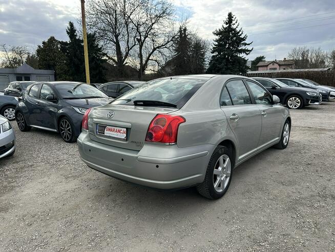 Toyota Avensis 2.0 benzyna/Bogata wersja/Historia serwisowa/Zamiana/Kredyt