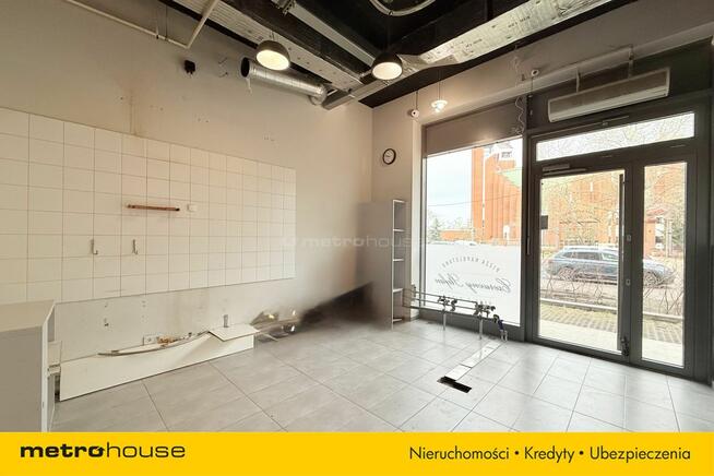 Witryna + duży ruch pieszych, lokal 35 m²