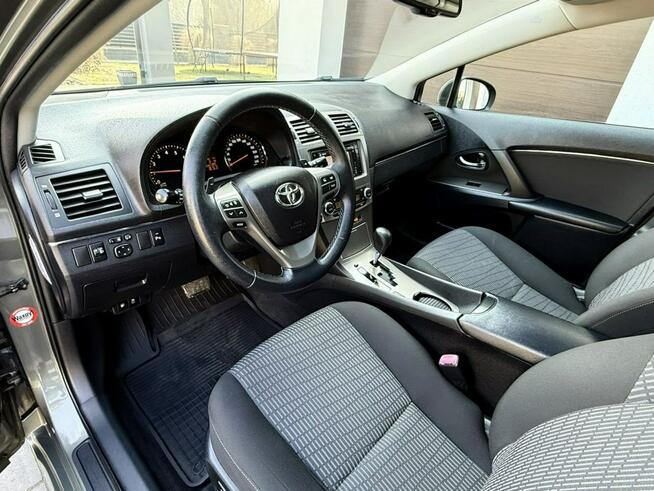 Toyota Avensis 2.0B 152KM Navi Kamera Cofania Dobry Stan