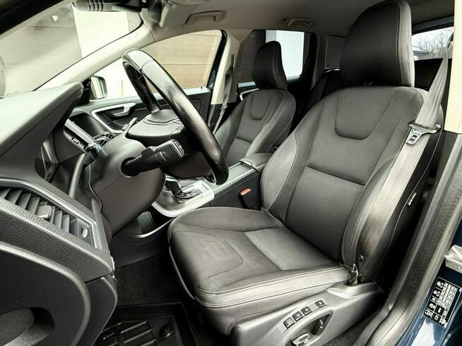 Volvo XC 60 2.0D4 181KM Blis As.Pasa Grz.Fotele Pamięć Klapa Webasto
